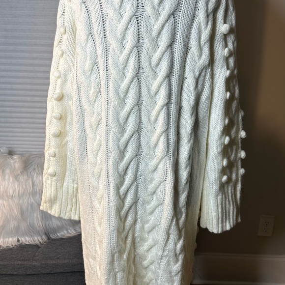 FARM Rio Cream Cable Knit Cowl Sweater - Picture 4 of 5